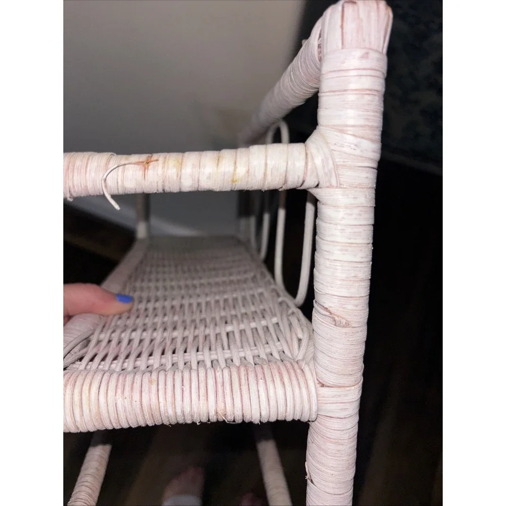 Vintage White Wicker Bench Wall Shelf Boho Cottage Coastal Bathroom Decor